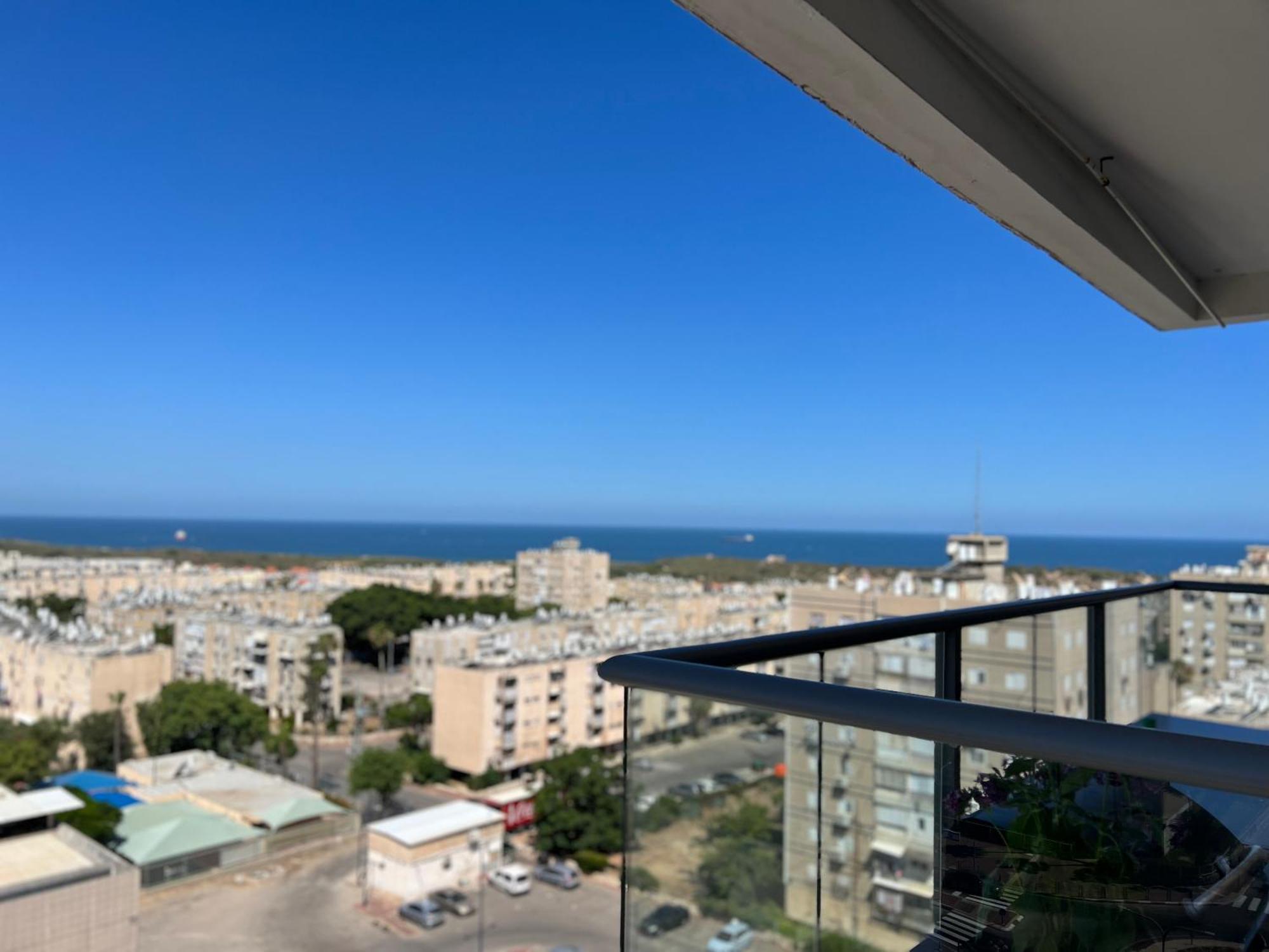 Ashkelon Apartment Exterior photo